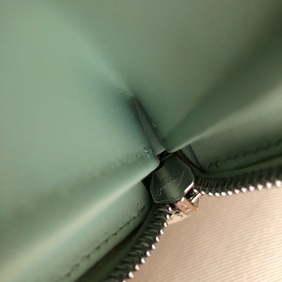 Prada Rabbit Liberty Glacé Opaline James Jean Limited Edition Zippy Wallet - Picture 9 of 9